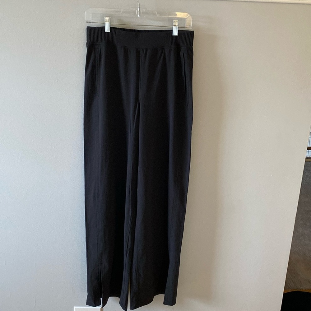 Almost new Lululemon pants